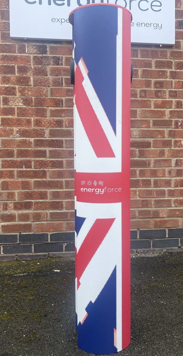 EnergyForceLtd's tweet photo. To celebrate HRH Coronation we have created a one off electric vehicle charger design based on our very popular Vertical Charger. 

Where would this look great installed?

#Coronation  #HRH #RoyalFamily #ElectricVehicles #Sustainability #UnitedKingdom https://t.co/ahtOFsVidx
