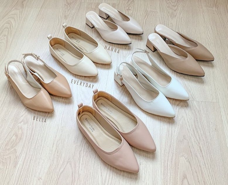shopwithdiyan's tweet photo. One of the local brand that have variety of shoes in soft neutral colour — Easy to mix and match with your daily college/office wear. https://t.co/Hd2eKTsD0j