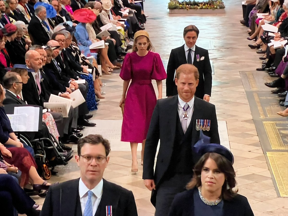 God I love this and the smirk🤣And history would remember why he is here walking without his wife! #ConANation #Coronation