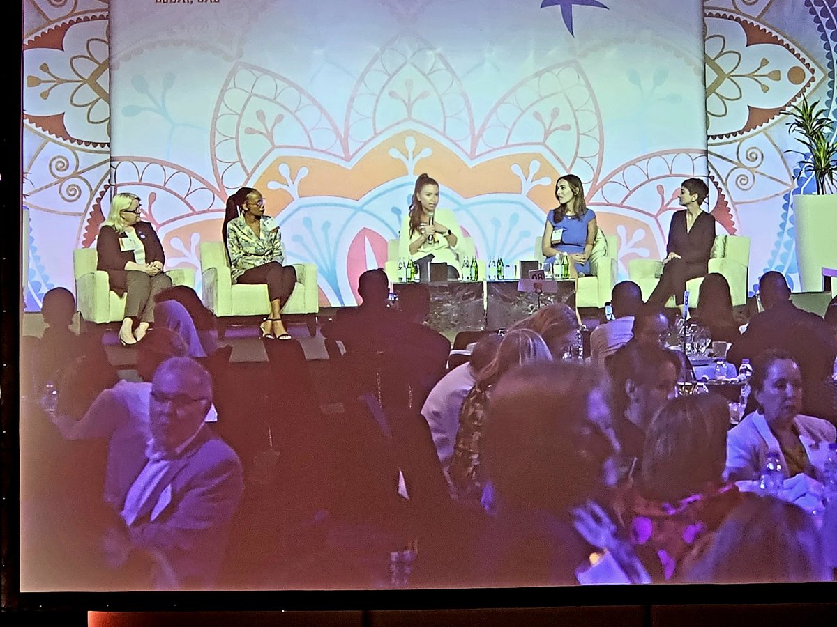 raare's tweet photo. "Surround yourself with people who believe in you more than you believe in yourself." 

Power words from female entrepreneurs at the Global Summit of Women! 🔥

#GSW2023 
#WomeninBusiness https://t.co/CZHJSBCxlo