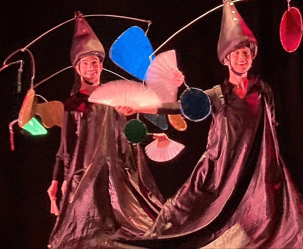 AddauraCia's tweet image. Que divertit va ser Móbilus ahir al @CCLaSagrera !! 🎉
Moltes gràcies a totes les persones que vau venir a veure'ns!! Estem mooolt contentes que us agradés tant!! 🤩
I moltes gràcies a tota l'organització!! Sou 🔝🔝🔝!!!  🥰🥰

@EscenaFamiliar @TEIAMONER
@ttp_cat @ciatre_teatre