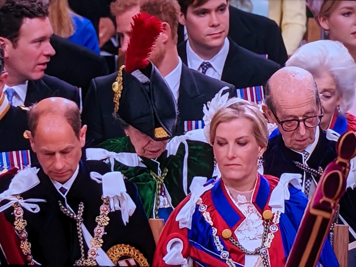 PGLSomerset's tweet photo. People watching the Coronation: oh look, royal family!

#Freemasons watching the Coronation: There's the Duke of Kent, Grand Master of @UGLE_GrandLodge! 👀

#Coronation https://t.co/l4IwZIMfdo