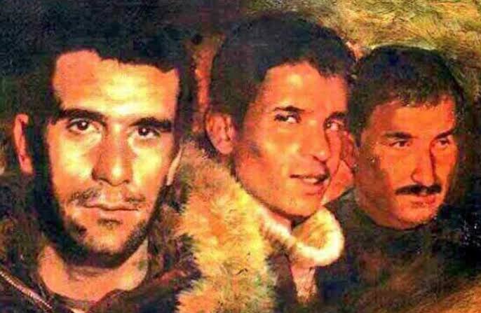 cevatturan's tweet photo. Bugün 6 Mayıs...
Onları unutmadık, unutmayacağız!
#cevatturan
#6mayıs1972
#DenizlerÖlmez #denizgezmiş #hüseyininan #yusufaslan #acıgün #tarih https://t.co/by3wHKy8XC