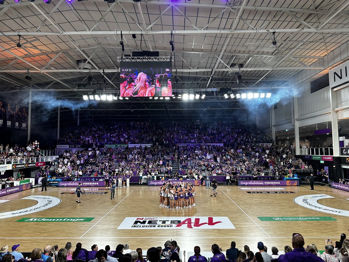 edotherocket's tweet photo. Yeah the girls!!! Big win for @FirebirdsQld tonight. Crowd was rockin’! #FIRvMAG https://t.co/O2uV1JBQSB
