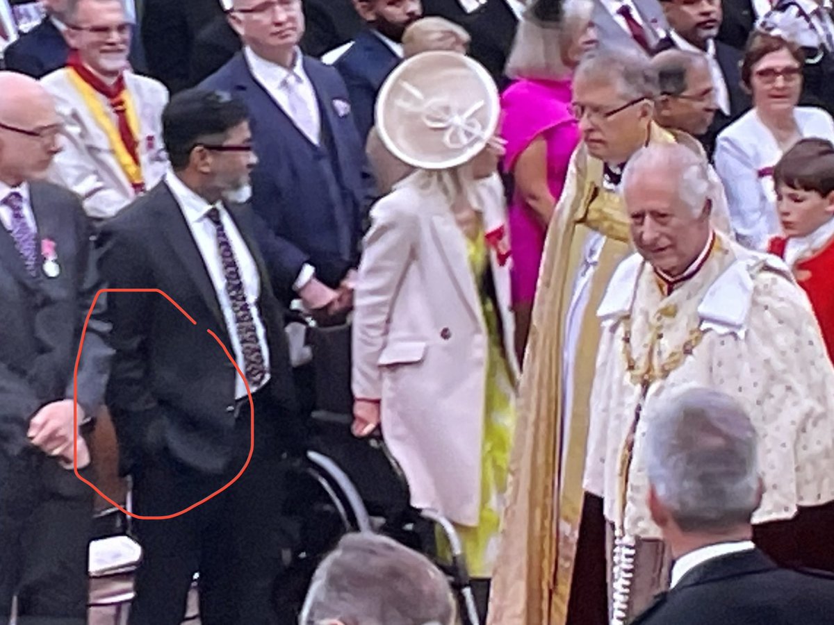 williamrdavies's tweet photo. Clearly not a special day for this chap!  Perhaps hands out of pockets on this occasion?
 #Coronation https://t.co/MrXEitR8wr