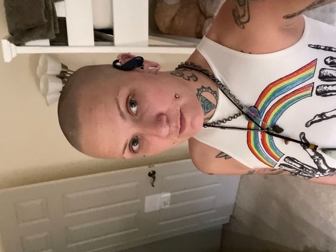 I'm online right now on SkyPrivate - pay-per-minute system for Skype live shows. Call me right now in<a href="/tag/skype"class="tags"><span>#skype</span></a>