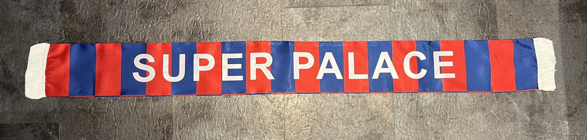 🚨Free Giveaway
I’m going to give away this lovely silk scarf if #cpfc beat Spurs today.
All you have to do is like and retweet this tweet
*must live in the uk
Good luck ❤️💙