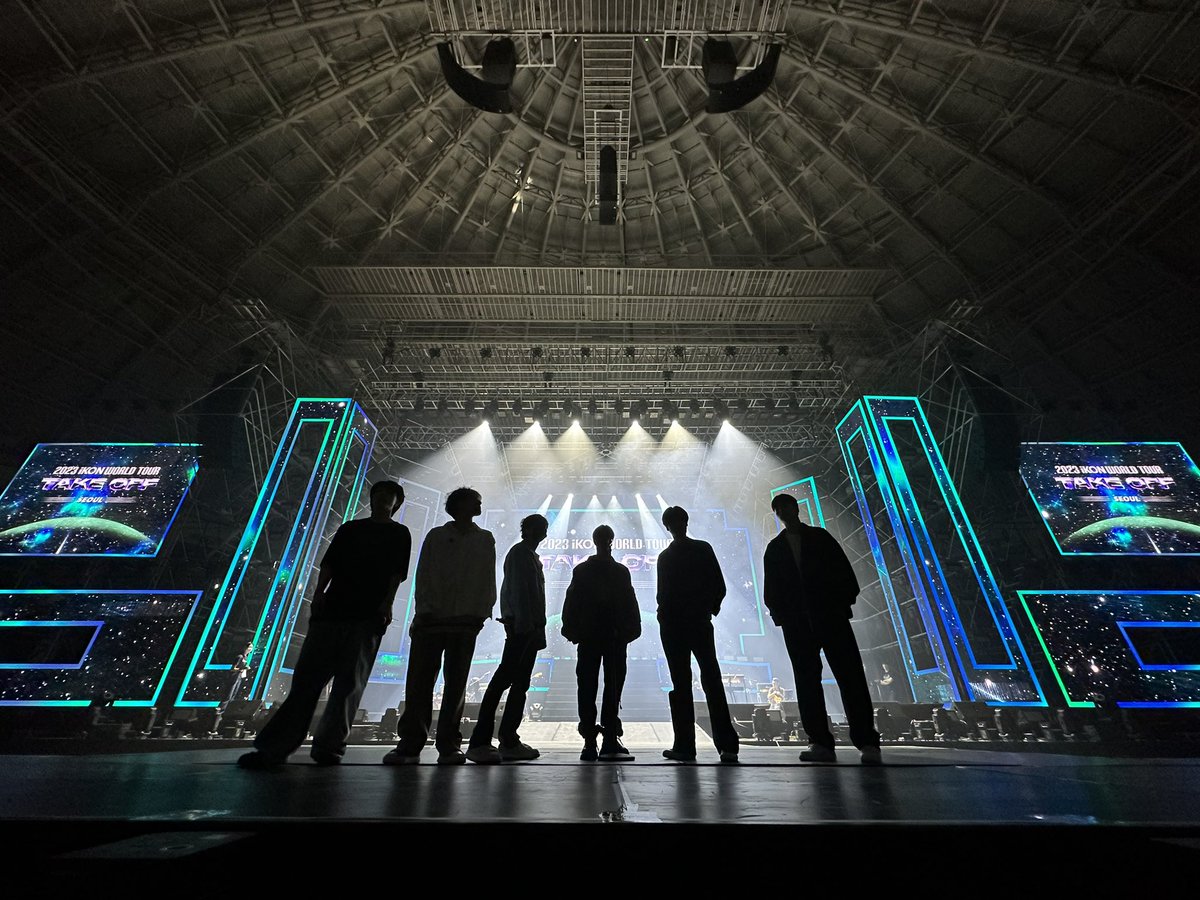 iKONIC Day-2 으라차차~차‼️

#iKON #아이콘
#WORLDTOUR #TAKEOFF