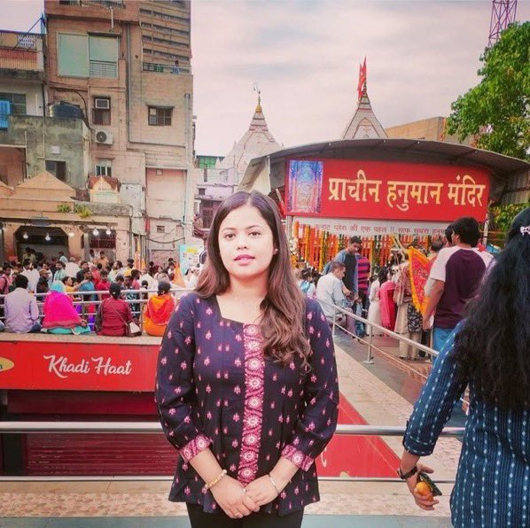 Mrsinha's tweet photo. Raise your voices for @TimesNow journalist @BhawanaKishore. 
She was arrested for exposing #KejriwalKaMahal. https://t.co/UFSqyo1nKK