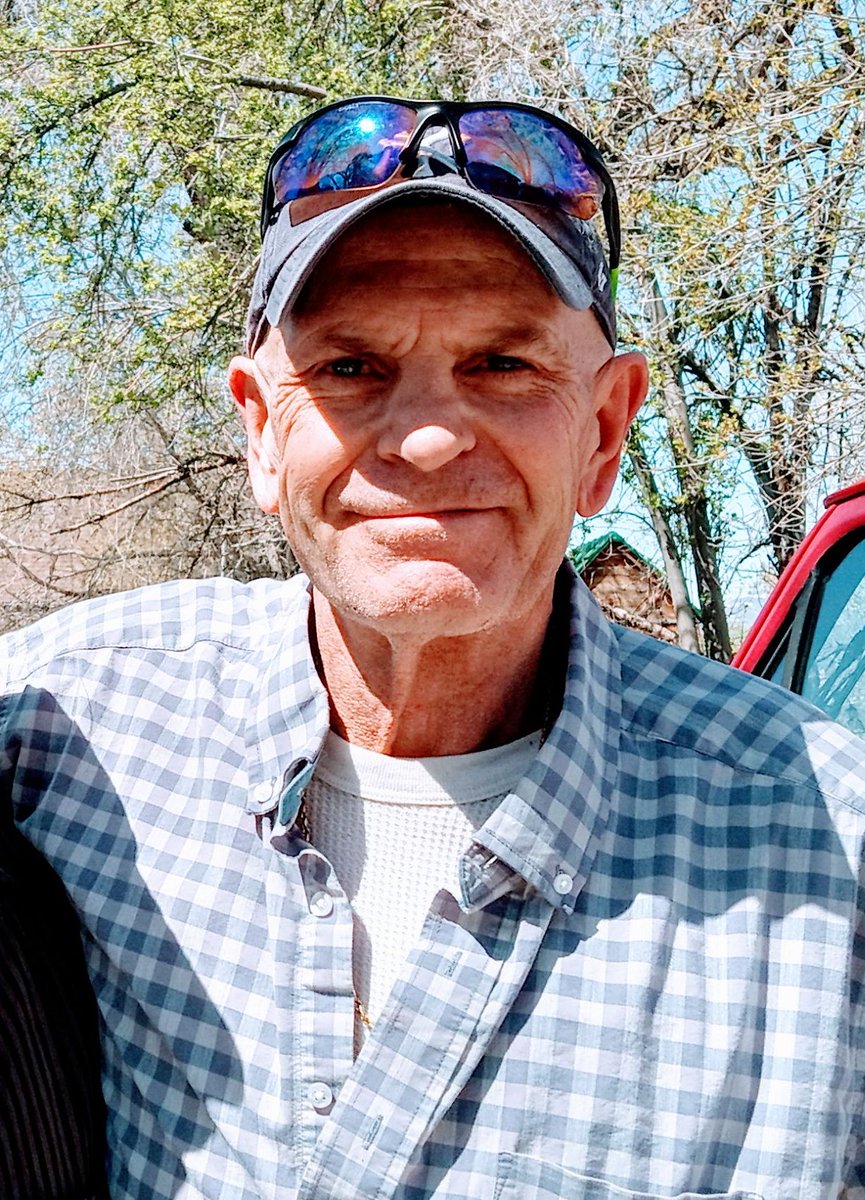 intherockofGod's tweet photo. My brother in Christ Matt is dying to be with the Lord, please pray he is strengthened in grace, as his stage 4 cancer is taking him for a ride in suffering. Dr.s give him weeks or possibly months. He desires healing via chemo. Or to be taken promptly, Thanks for praying with me. https://t.co/2ekkPaHPKa