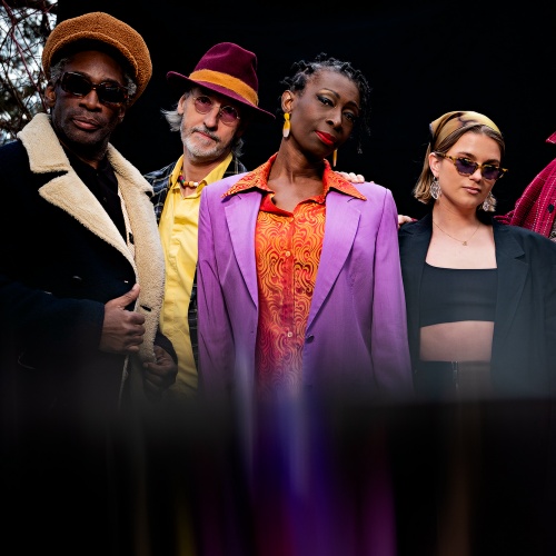MusicNewsWeb's tweet photo. Brooklyn Funk Essentials share 7th album 'Intuition' today + focus track 'Intuition' + video - #BrooklynFunkEssentialsMusic @BklynFunkEsntls #BrooklynFunkEssentials https://t.co/YyluMMhuFM https://t.co/VTS7XyX3kH