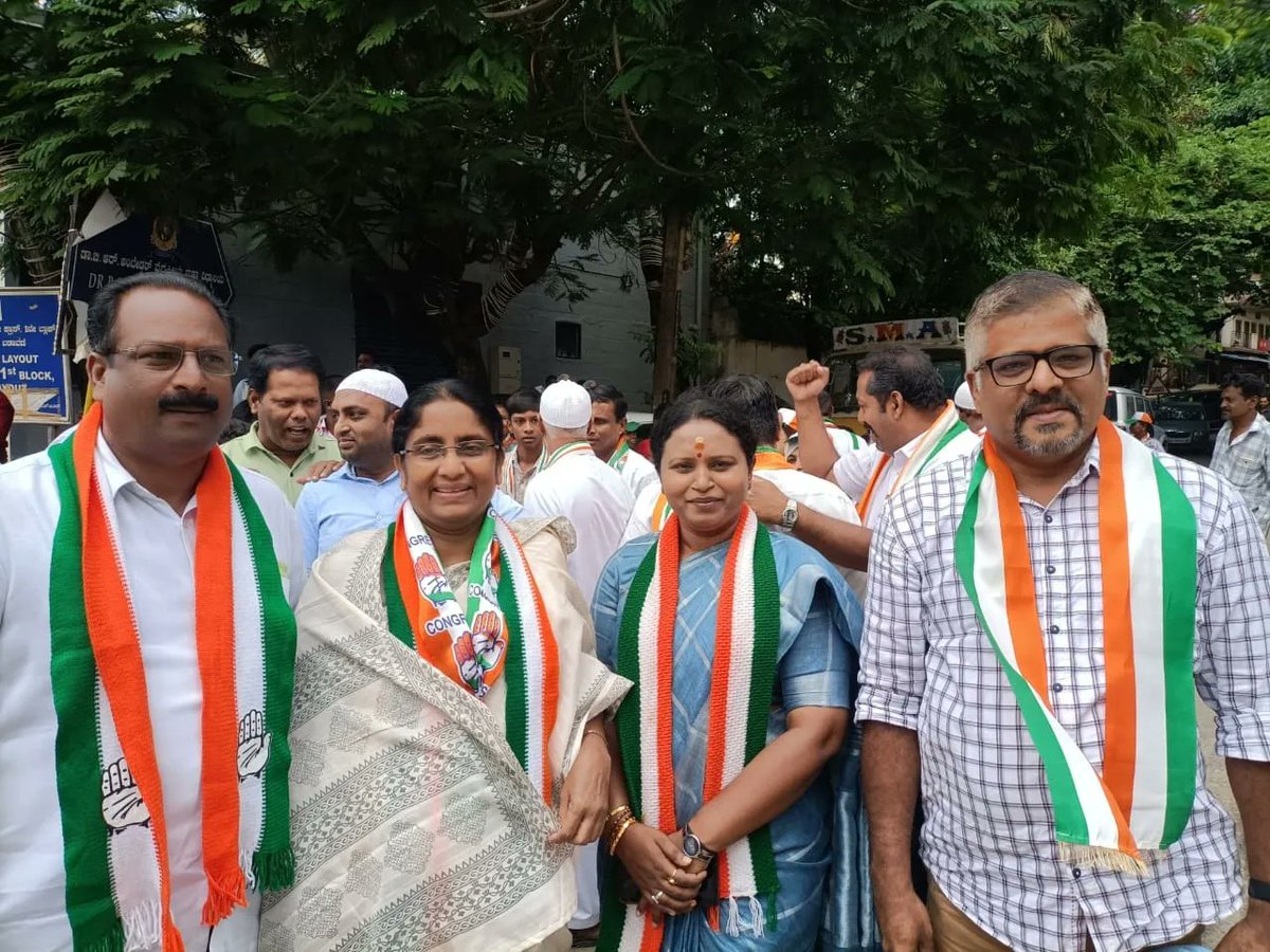 PresidentHennur's tweet photo. ಸರ್ವಜ್ಞನಗರ ಕ್ಷೇತ್ರದಲ್ಲಿ ಕಾಂಗ್ರೆಸ್ ಅಭ್ಯರ್ಥಿ ಕೆ.ಜೆ.ಜಾರ್ಜ್ ಅಬ್ಬರದ ಪ್ರಚಾರ 

#DKShivakumar  #kjgeroge  #Siddaramaiah #swapnachandrashetty 

@kjgeorgecongress @sidddaramaiah @dkshivakumar_official @nalapad @congress_karnataka @byrathisuresh_official @kusumah_inc @congress_4_india https://t.co/Cc5zRxPugR