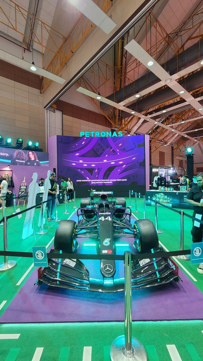 Petronasbrands's tweet photo. Tinggal hari ni dan Ahad je!
Booth PETRONAS ada dekat Hall A! Mcm2 benda best ada dekat sini guys! Lepas openhouse, datang singgah jap ok? Rugi tak dtg Malaysia Autoshow ni!
#MAS2023
#RidewithPETRONAS https://t.co/Gqa93Ip0OW