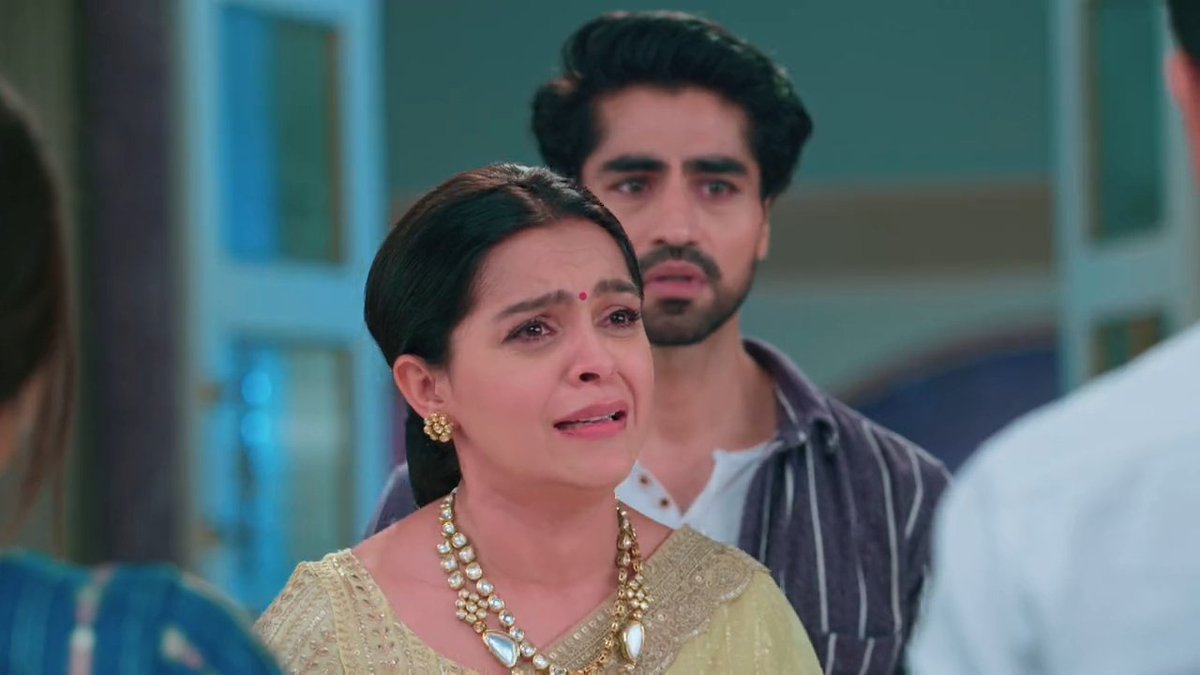 Confused_soul__'s tweet photo. How #Akshnav         How 
See Abhir               manjiri aur
                                 Aur uska
                                 Kanjiri see
                                 Abhir

#Yrkkh https://t.co/hkTZSwi3l5