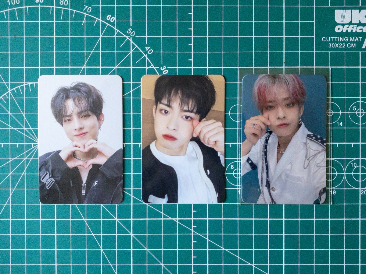 seolhyunaris's tweet photo. henlo friends. would anyone be interested in these victon pob pcs. i can ship ww https://t.co/rJimfWIopu