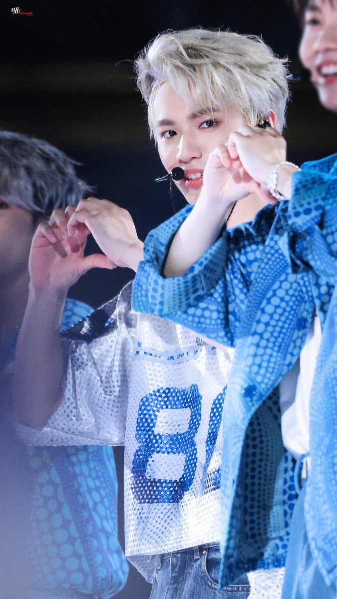 NatunightH's tweet photo. 230502 콘서트 in HAIKOU

#刘耀文  #유요문 #류야오원 #TNT #Teensintimes #시대소년단 #liuyaowen #时代少年团 https://t.co/lojBR1ySCO