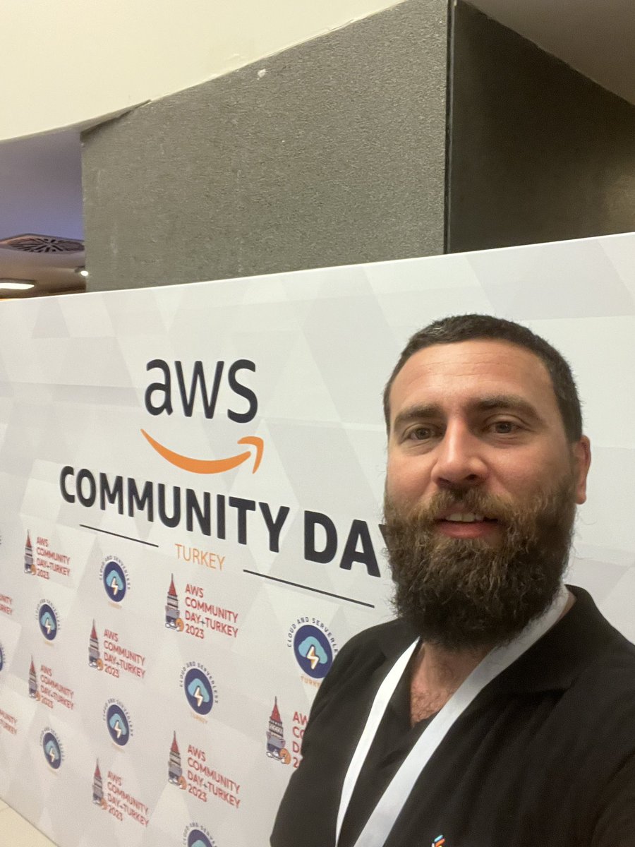 Geldim 👋🏻

#AWSCommunityDay