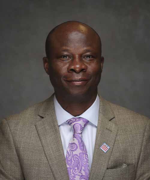 AfamDeluxo's tweet photo. Someone directed my attention to Dr. Bukola Oyeniyi's post on Facebook about Ndiigbo &amp; the 2023 Presidential elections.  

Dr. Oyeniyi @OyeniyiBukolaA2 is an associate Prof in the history department at Missouri State University @MissouriState. Read his bigoted lies below. https://t.co/Tib6gJJdql