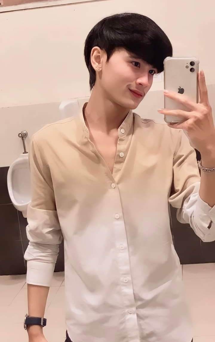 RaDa67137688396's tweet photo. ចង់ស្គាល់រសជាតិ💋😘 https://t.co/gyvxitvoiu