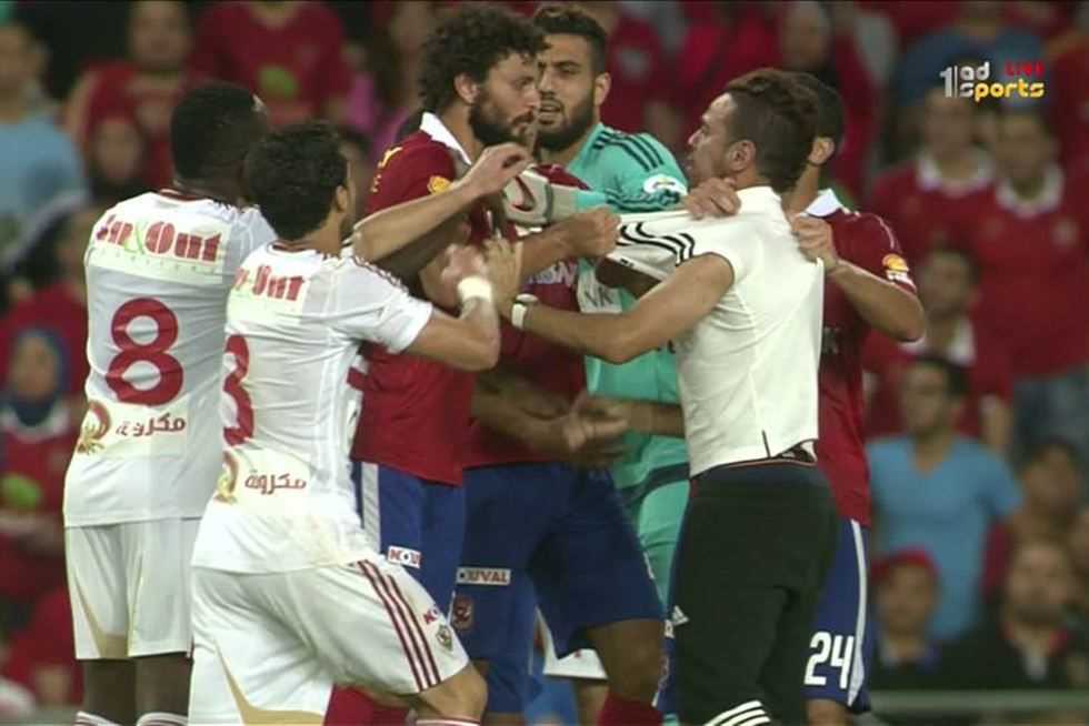 Ali65677346's tweet photo. @amrmaze79599240 @ahmed9oooo اسد وسط ٤ لبوات 😂😂😂😂 https://t.co/507yeUOv6Y