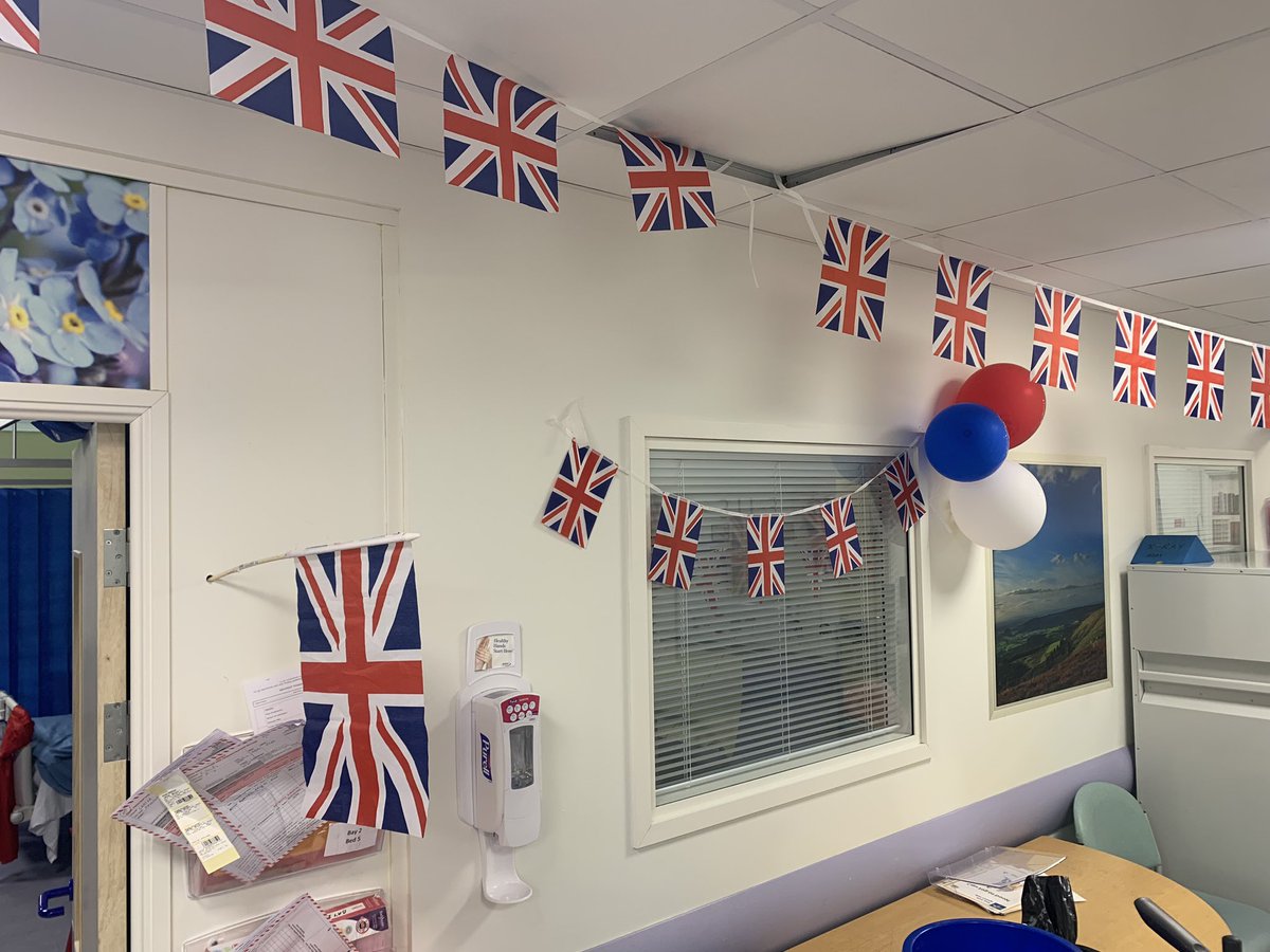 phoebeeden's tweet photo. #WrittleWard Coronation ready!
@KellyVa71892128 
@harper_bright 
#msehospitals https://t.co/CAzUOLRdgK
