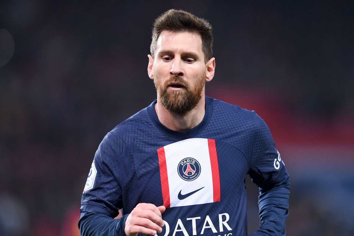 DeadlineDayLive's tweet photo. 🚨 Barcelona will try and sell Franck Kessié, Eric Garcia, Ferran Torres, Marcos Alonso and Raphinha in order to facilitate Leo Messi's return.

(Source: @MundoDeportivo) https://t.co/TEocSIXYiY