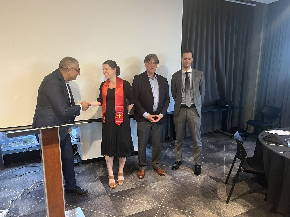 Laura Baker tweet media