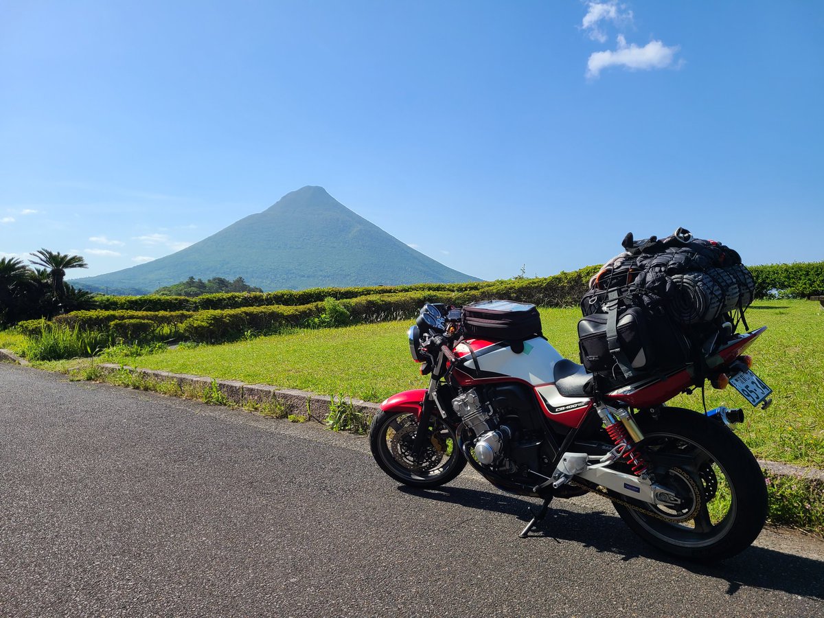 tabitabimotto's tweet photo. 九州から家に帰ってきて
これにてGWのバイク終了！

総走行距離4,291km
おつかれでした

まだ走ってる人もお気を付けて！ https://t.co/EnijnFTWBI
