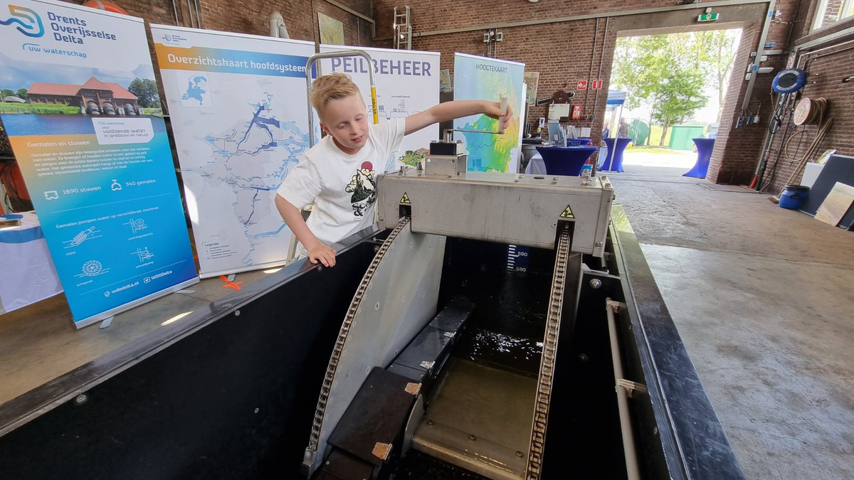 WDODelta's tweet photo. Volgende week is het de nationale molen- en gemalendag! Wij openen daarom op zaterdag 13 mei de deuren van onze gemalen: #Zedemuden in #Zwartsluis en #Stroink in #Vollenhove. Bij welk #gemaal ga jij een kijkje nemen? 👍💦 Meer info: https://t.co/Og0EVynDLp https://t.co/wkw9dC5Pt8