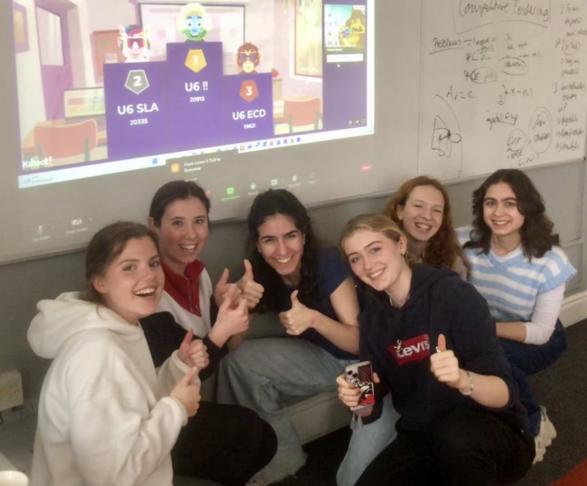 History_HLC's tweet photo. The school’s undoubted winners of the #Coronation #Quiz.  @Kahoot @HlcPrincipal @HLC_RS @HLCNews #CoronationParty @GSAUK https://t.co/Fhe7XElNVu