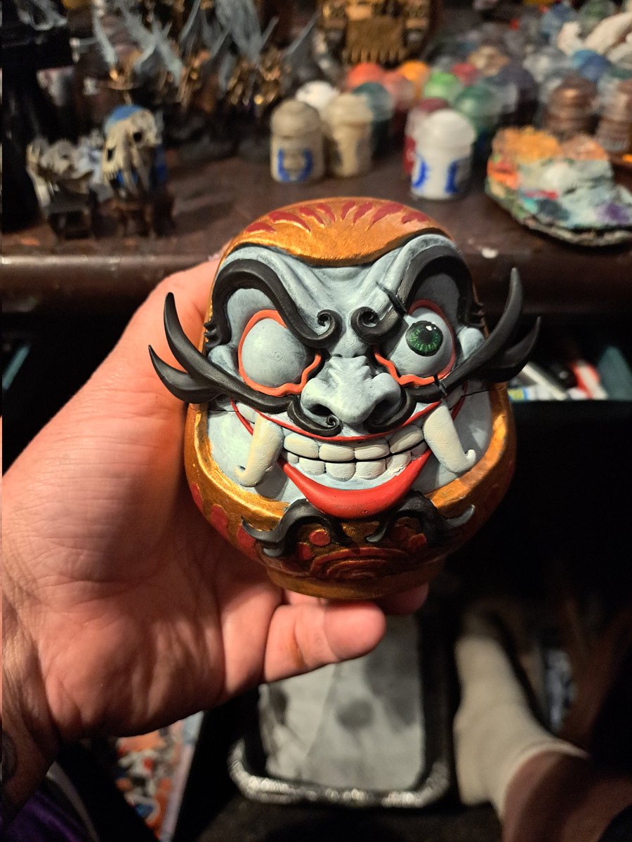 Artist_Oz's tweet photo. Alright got my daruma doll/dce book painted up.
Printed from @loot.studios
#paint #painting #gaming #ttrpg #dice #dicebox #d20 #dnd #dungeonsanddragons #daruma #darumadoll #3dprint #lootstudio #geeklife #evocationinminiature #dicegoblin #shinymathrocks #shinyclickclacks https://t.co/dgSVQYRD5a