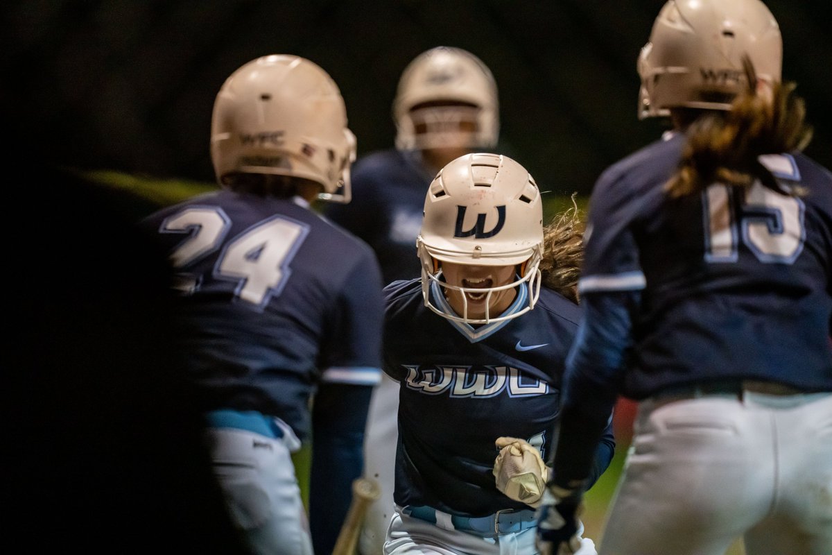 WWUAthletics's tweet photo. Get yourself a hype person like McKenna Crum!

Lots to be excited for with the performance by @WWU_Softball in the late innings of Friday's 15-6 win over Saint Martin's in a GNAC Championships elimination game.

📸 : Ethan Cairns https://t.co/mC3T0IjOE7