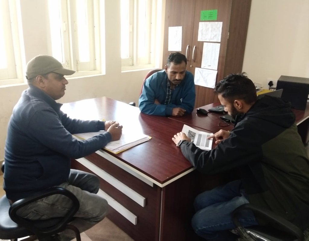 REAPPauri's tweet photo. A rich discussion was held between #AM_LH &amp; #DPO, MGNREGA of #Kaljikhal block on objective &amp; works of #Project_REAP, #ILIP,  #convergence with #MGNREGA &amp; other line departments, which will facilitate the sustainable development.
@REAPUttarakhand @basava_ias @nitikakh22 @cdo_pauri https://t.co/RhA7WaZIpv