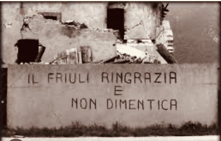 GiuliaTondon's tweet photo. Il #Friuli ringrazia e non dimentica 💛💙 #6maggio #terremoto #6maggio1976 https://t.co/dc2648zzPc