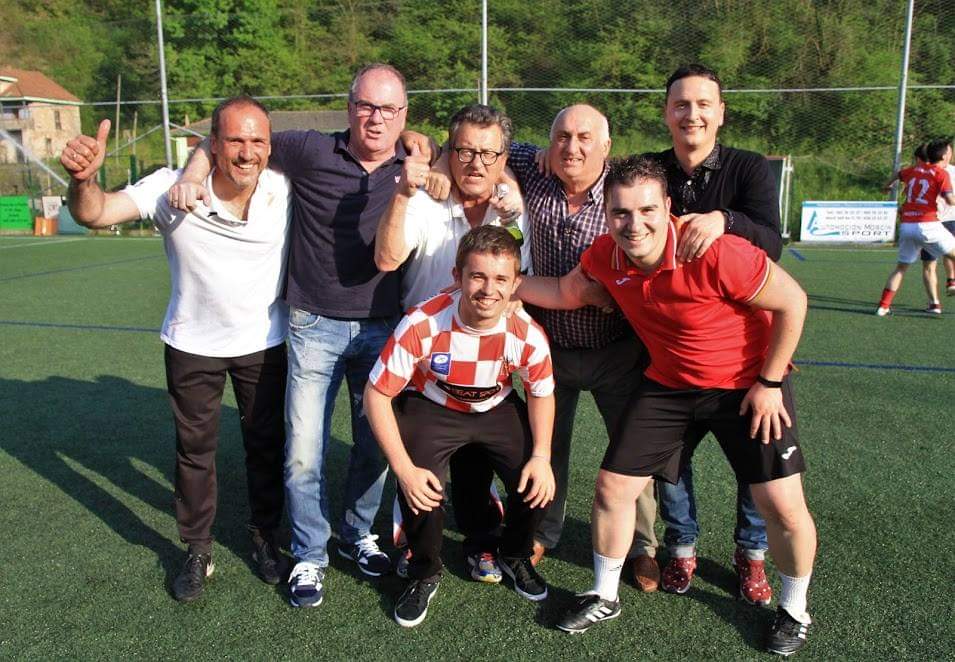 Seis de mayo en Morcín. Cinco añitos ya. Inolvidable.