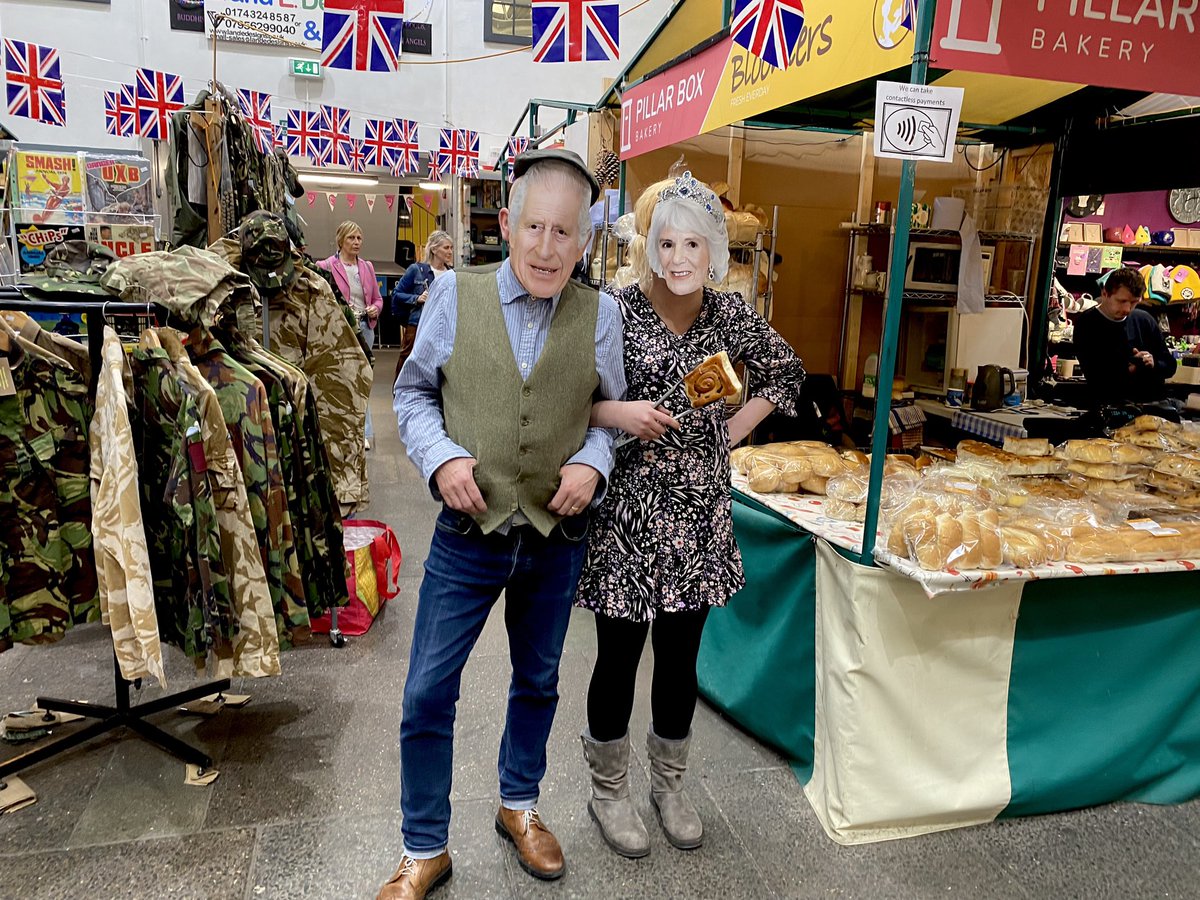 markethallshrew's tweet photo. We wish King Charles and Queen Camilla all the very best on their big day. 👑🇬🇧👑

Our awesome market is open all day until 4pm. Swing by for independent shopping and some of the best street food and cafes in town. 

#coronationday #openasnormal #shrewsburymarkethall #shrewsbury https://t.co/dPQe0iliWu