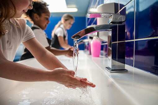 RugbyCleaning's tweet photo. Temporary Cleaning Staff available for all Commercial Sectors including Educational Settings, Healthcare &amp; Retail Outlets. #rugby #temporarystaff #recruitment #shortterm #rugbycleaning #schoolcleaning #retailcleaning #doctorsurgery #dentalcleaning #nurserycleaning #industrial https://t.co/GIXU31zQL9