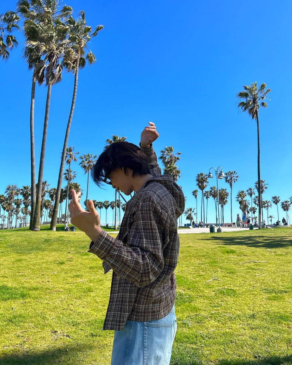 suhjohnnypic's tweet photo. 230506 - Johnny Instagram Update

🔗 https://t.co/gAcpoLT4mR

#JOHNNY #쟈니 
#ジャニー #NCT127 https://t.co/L5IJroXT47