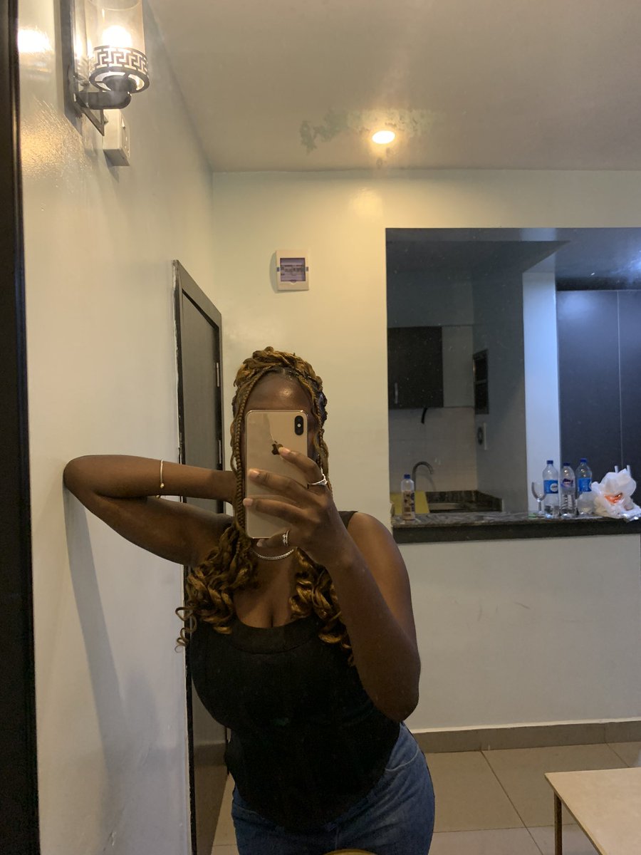 presh_abbie's tweet photo. Fyp….🌝❤️

#timeless #fyp #tweetforyou #mirrorselfie #explore https://t.co/y5Dsiqvpvj