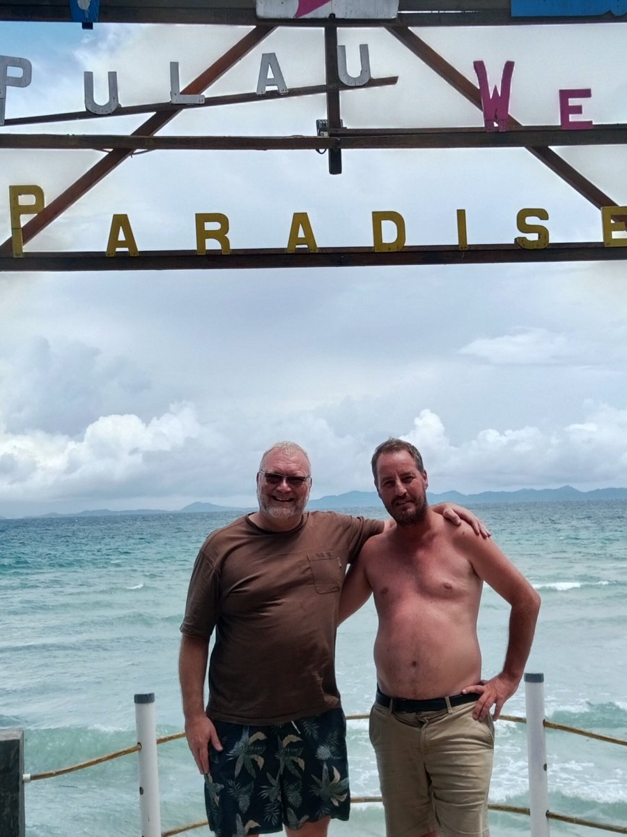 Andy McLean tweet media