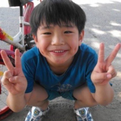 baby leejeong loved the color red while baby taerae loved the color blue 💔