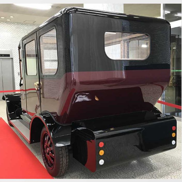 Kaoru_Hayakawa's tweet photo. #斜め後ろを載せて5rt来たら強者 

製作中と完成

この工程は富山の工房で製作いただいたのですが
昨日の地震でご無事だったか心配です。

＃三菱A型
＃MiEV
合わせてA-MiEVと申します

＃老害独話 https://t.co/egKX2BesP6
