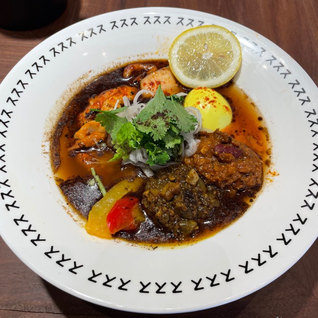 kzhal573's tweet photo. スペシャル at SPICE × RAMEN ススス

ノスタルジックな中津商店街にあるモダンなスパイスラーメン #毎日がラーメン https://t.co/GlXBIhci1x https://t.co/Ta08bsjMjZ