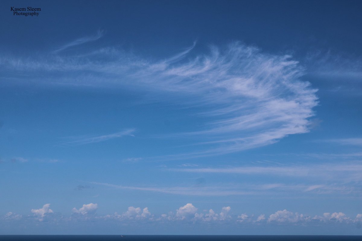 kasem_sleem's tweet photo. Good morning 📸☕️🍀
#rareclouds #cloudscape #cloudstagram #skylover #oceanview #seascape #naturephotography #naturelover #amazingview #breathtaking #serenity #tranquality #beautyofnature #mothernature #earthpix #wanderlast https://t.co/cAk9sjSbjb