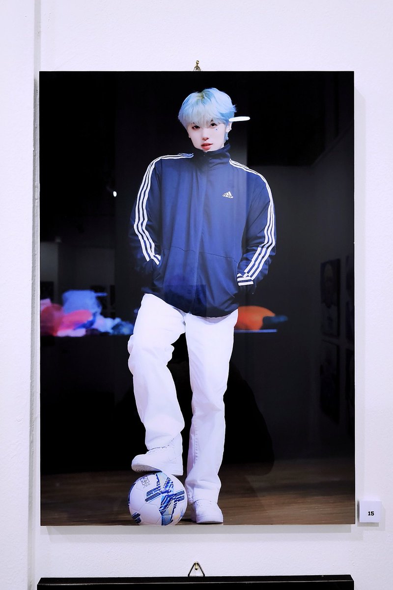 #in_our_time 영원안 이쁘니들 전시 잘 보고 갑니당💜🩵💛
비바람 뚫고 보러간 보람이 있었어요👏👏👏