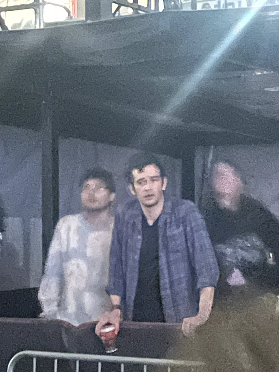 bonkypie's tweet photo. matt healy from the 1979 at taylor swift #TheErasTour nashville night 1 https://t.co/ppakQFLp3s