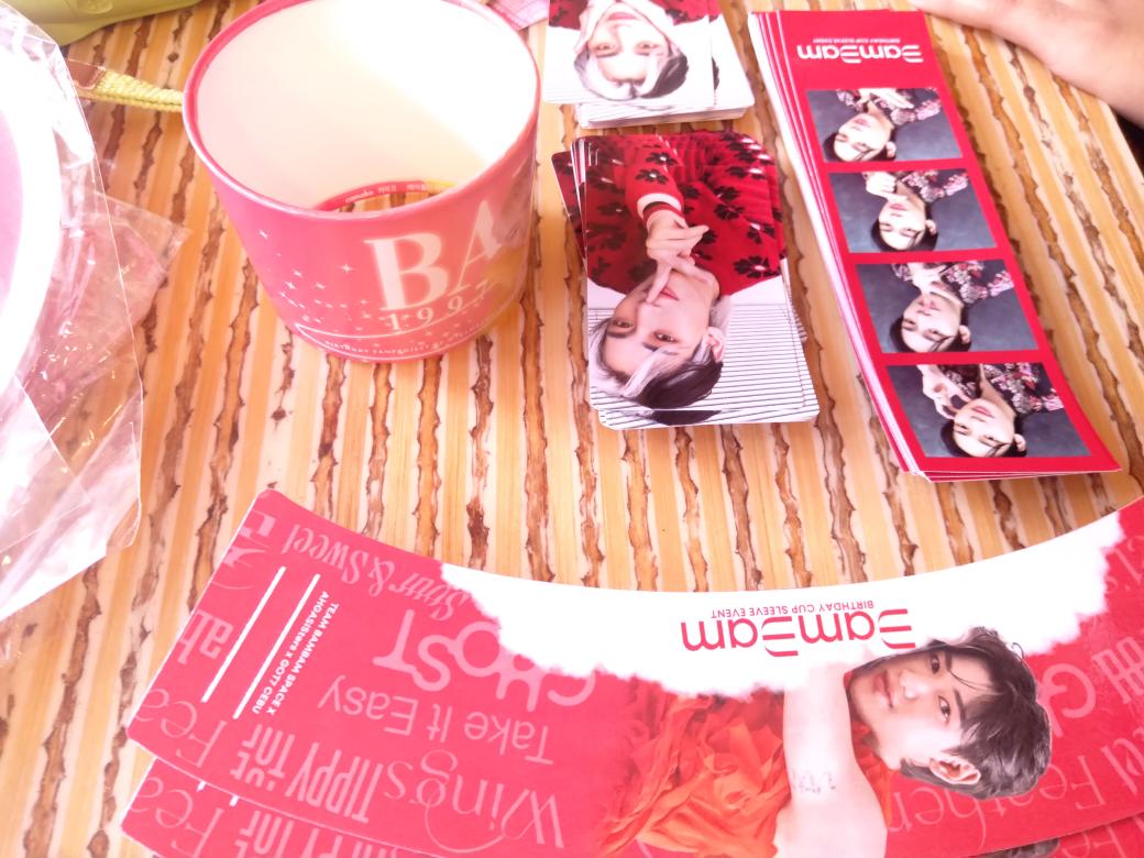 Juno_0814_hera's tweet photo. ATM...
#bambam1a #Bambam #JJP #colorfulcafe #GOT7 https://t.co/AwRqA6XlvO