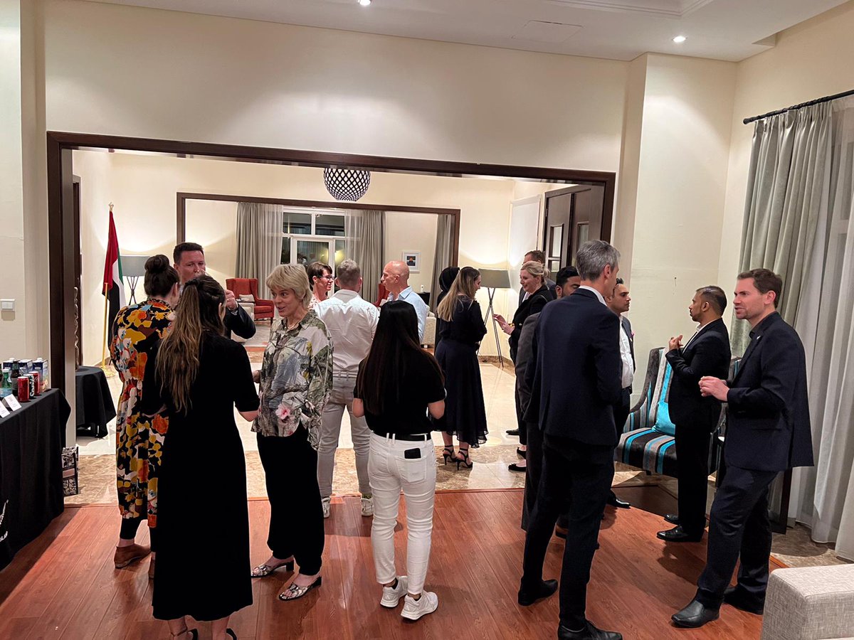 الدراسة في نيوزيلندا tweet media