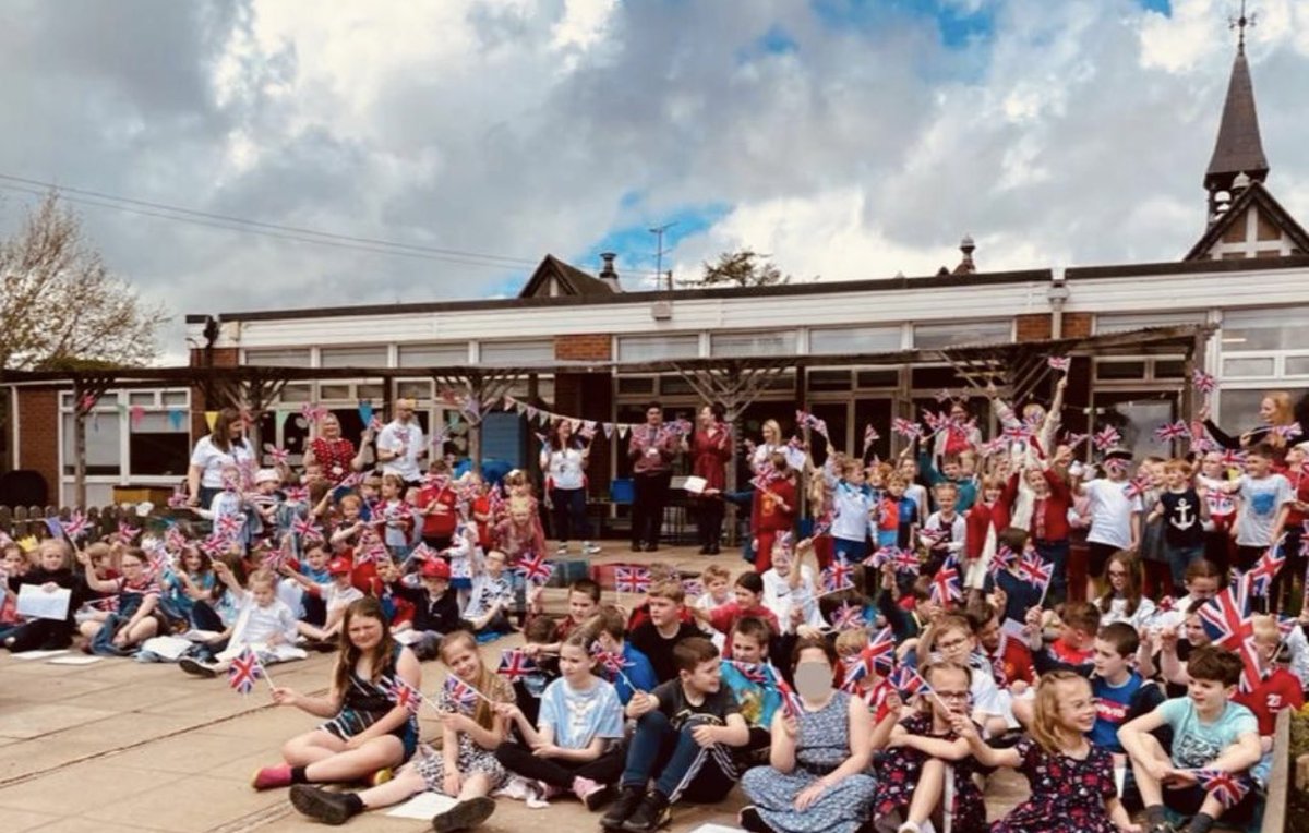 Far Forest Lea Memorial CE Primary School tweet media