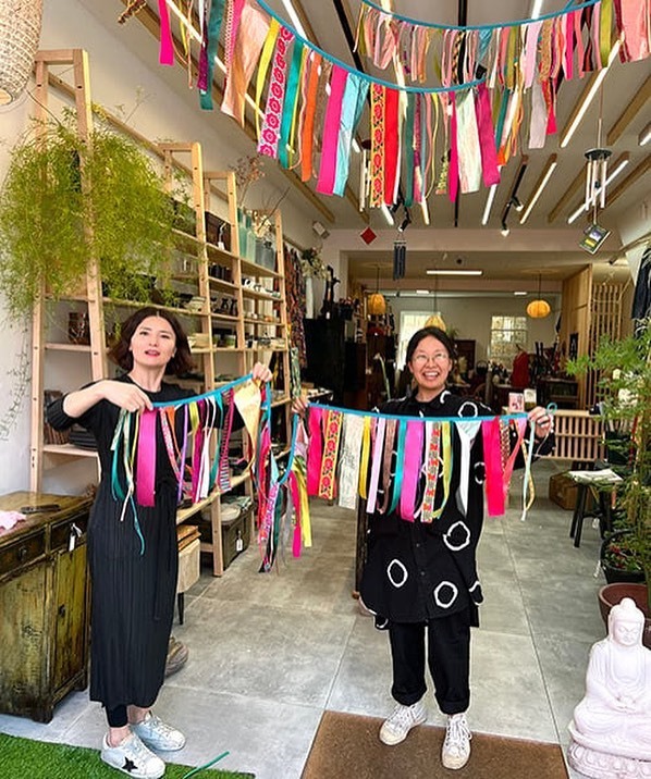 rougeshopuk's tweet photo. Whether you’re panning to join the Coronation celebrations or just embrace the long weekend, you can enjoy 10% discount in store and online 👑

Use code CORO10 at checkout or mention it at our Stoke Newington store. Use by midnight 8th May. 

Enjoy th… https://t.co/2NOR5Ams6X https://t.co/wNoGkuTYY6